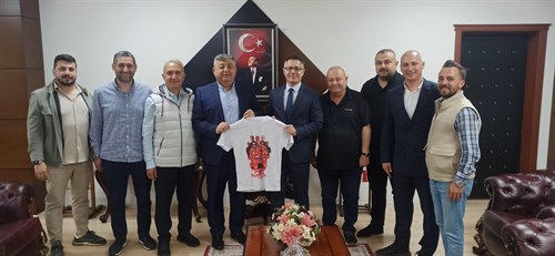 Kaymakamımız Sayın Ünal KOÇ; 1926 Bulancakspor Kulübü Başkanı ve Değerli Yönetim Kuruluna Nazik Ziyaretleri Dolayısıyla Teşekkür Etti